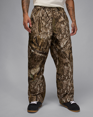 Jordan Brooklyn Men's Woven Realtree Pants. Nike.com